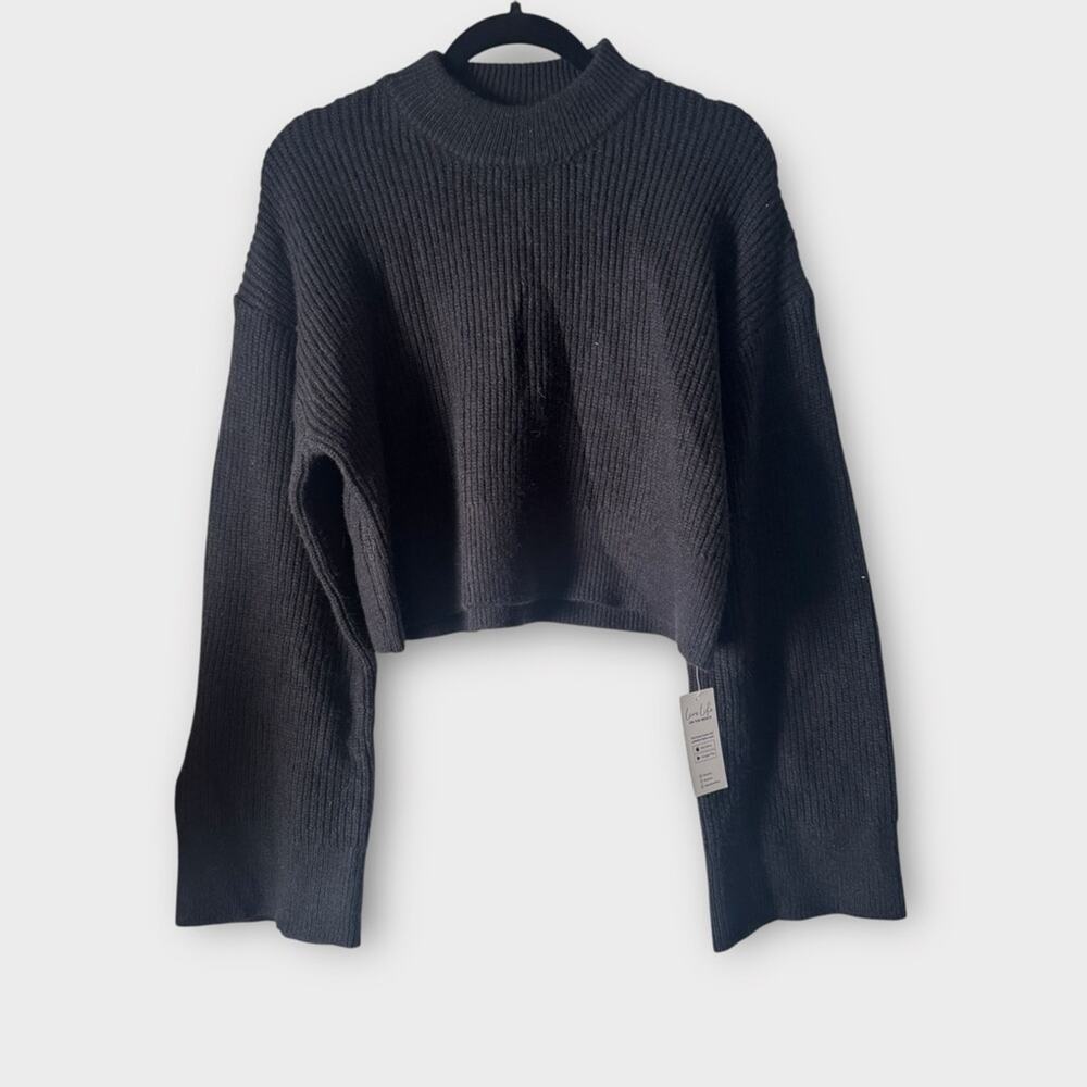 NEW Cupshe black knit cropped sweater with wide sleeves medium